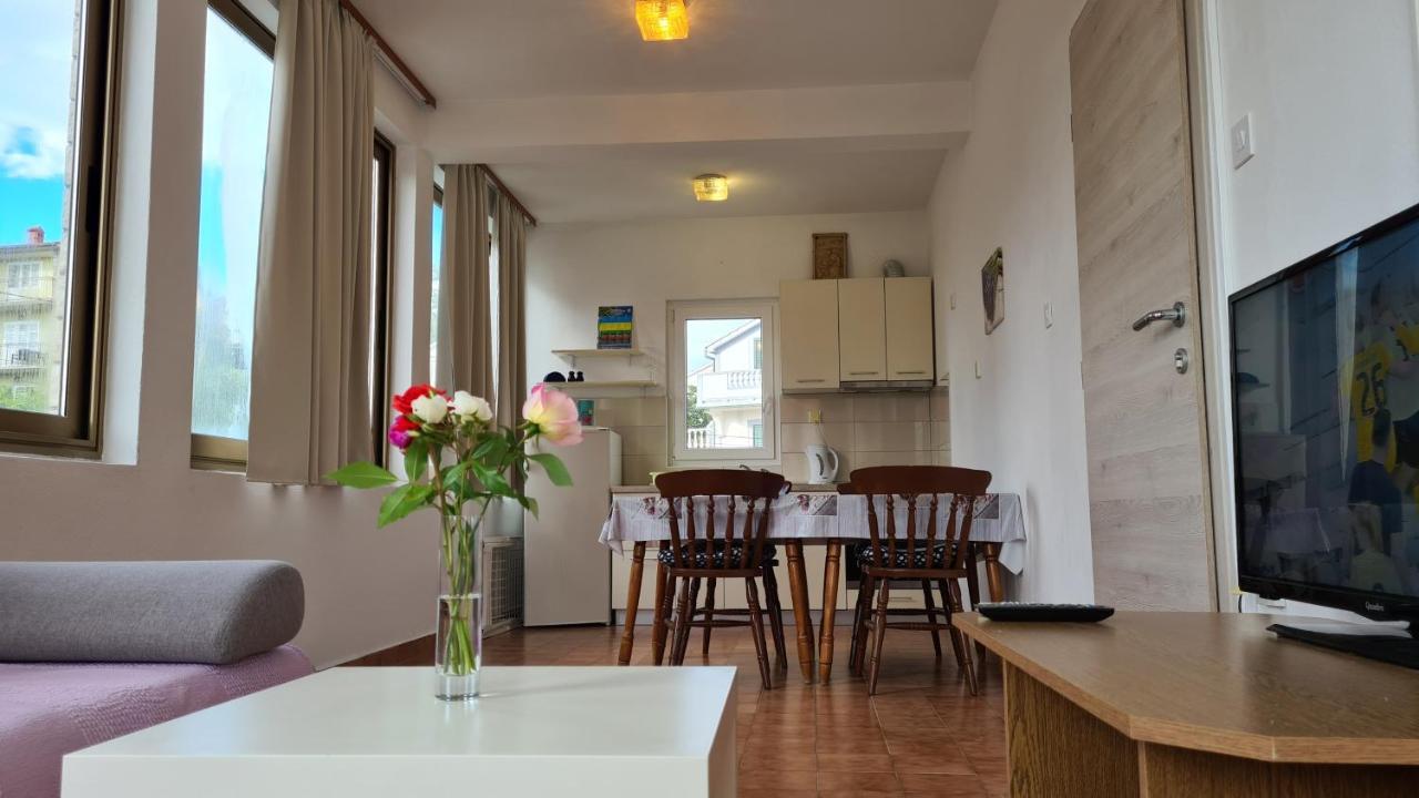 Apartments Ribaric Palit Eksteriør bilde