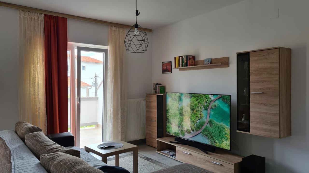 Apartments Ribaric Palit Eksteriør bilde