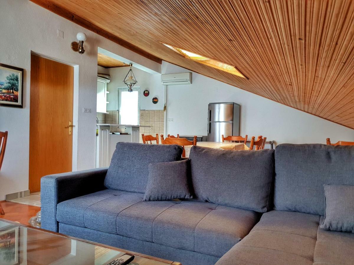 Apartments Ribaric Palit Eksteriør bilde